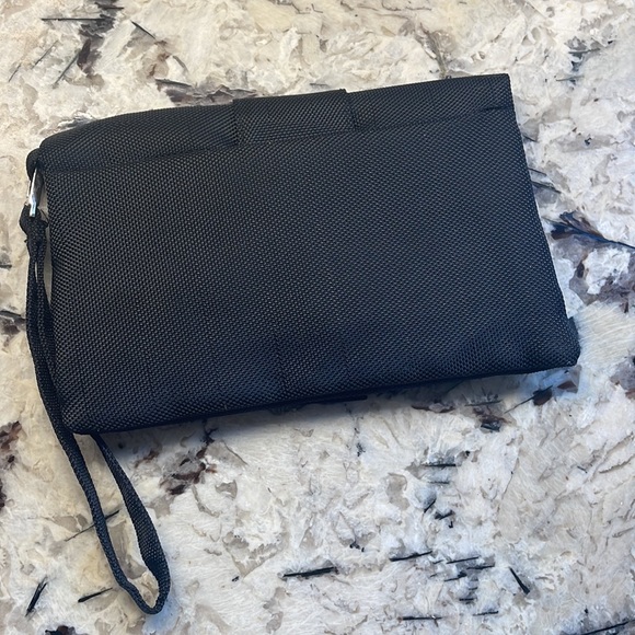 Viktor & Rolf Clutch / Cosmetic Bag - Picture 6 of 6